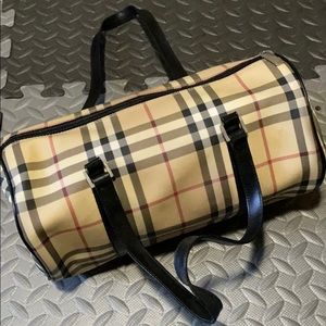 Burberry baguette bag